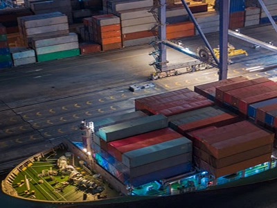 img-servicio-maritimo-barco